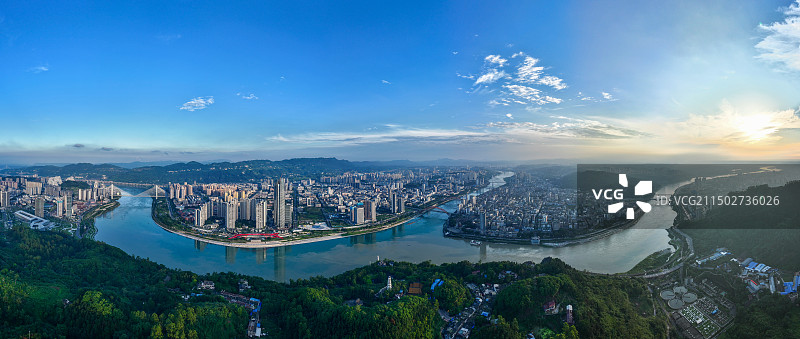 万里长江第一城——宜宾城区全貌图片素材
