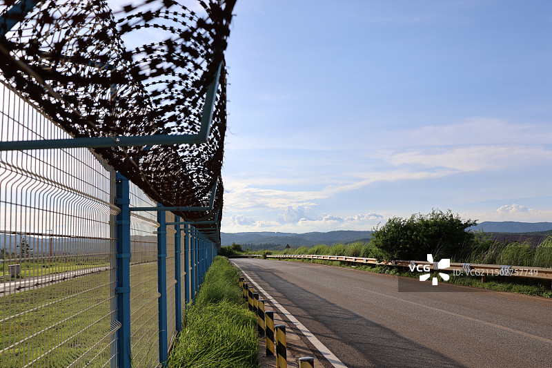 道路（网格栏）图片素材