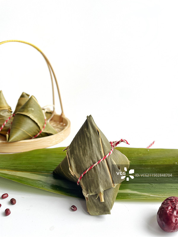一举高粽，今年的粽子你吃了吗图片素材