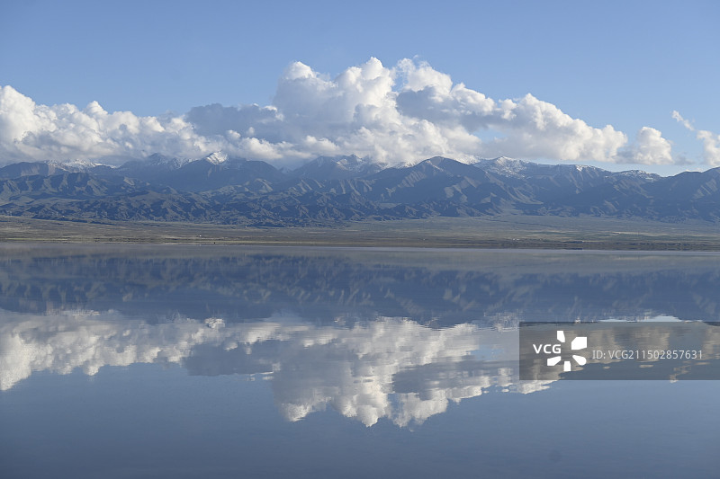 茶卡盐湖 茶卡 西宫咸池 达布逊淖尔 天空之境 天空之镜图片素材