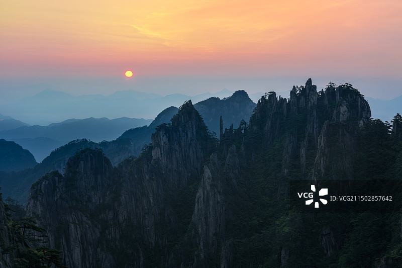 黄山始信峰观日出图片素材
