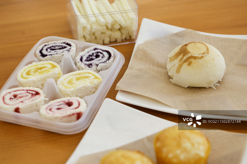 内蒙古奶皮卷奶茶喝酸马奶图片素材