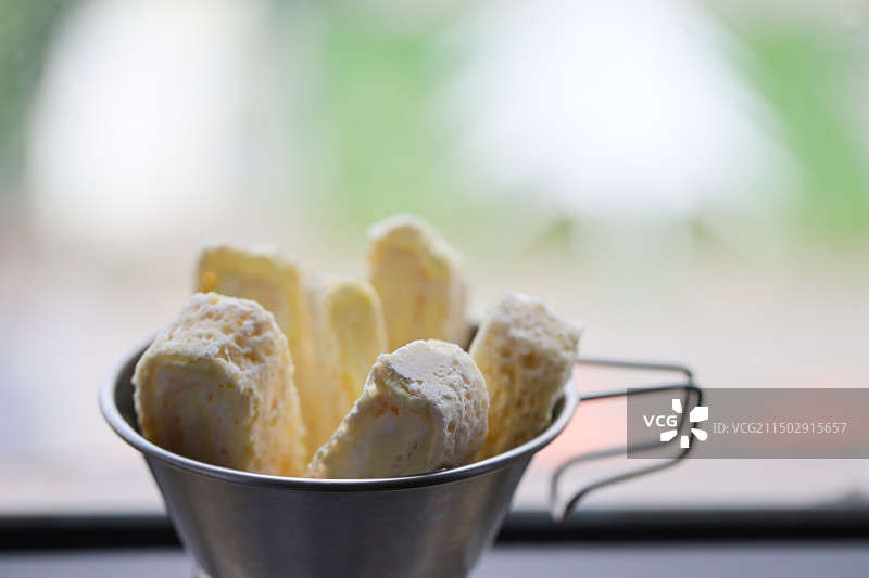 呼和浩特奶制品组图奶酪条酸马奶奶茶奶皮卷蛋糕奶皮月饼图片素材