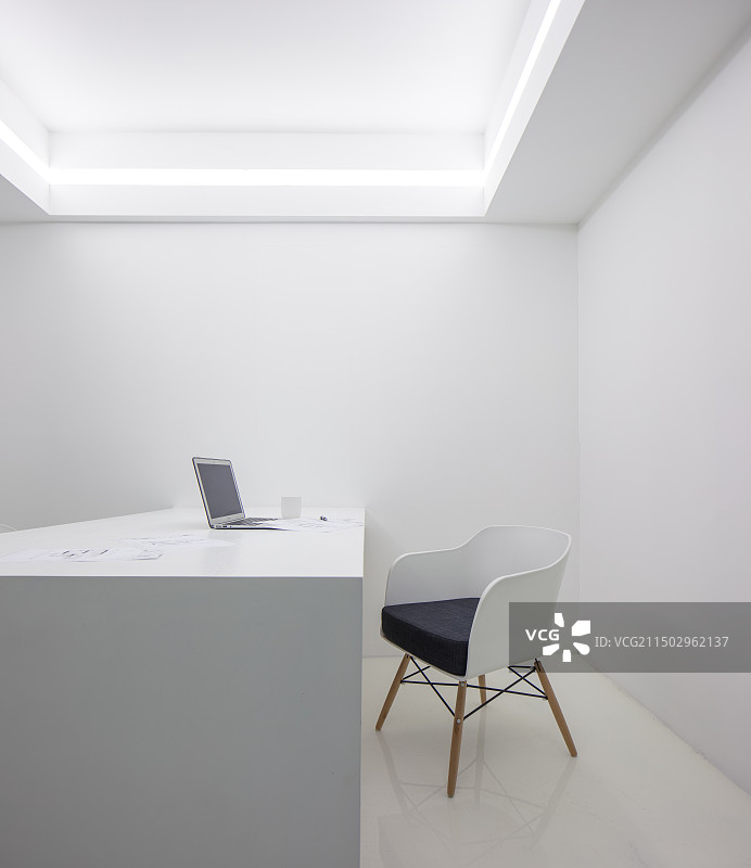白色办公空间图片素材