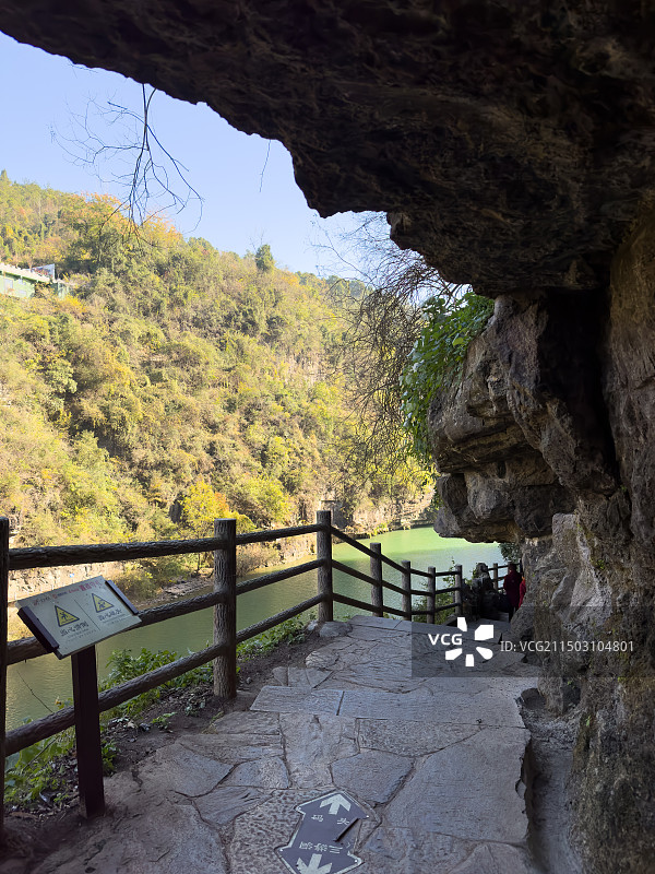 湖北宜昌三峡人家景区-清江画廊三峡水坝邮轮图片素材