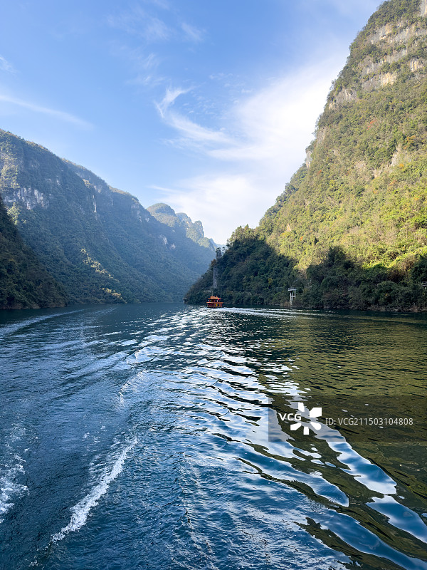 湖北宜昌三峡人家景区-清江画廊三峡水坝邮轮图片素材