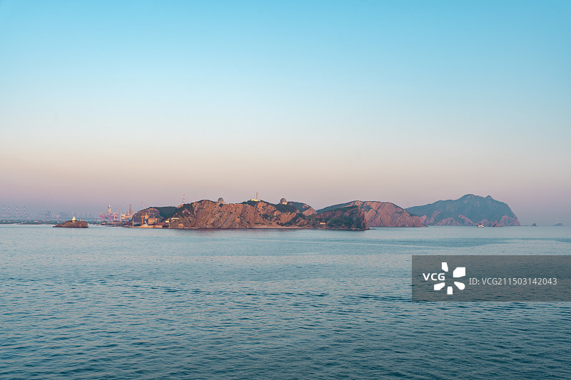 中国山东省烟台市，海滨城市岛屿风光图片素材