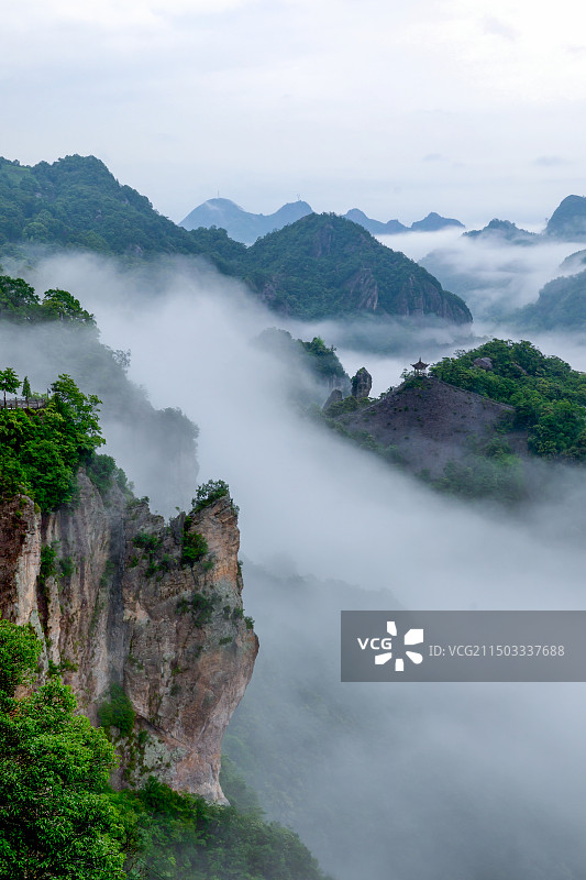 雁山云烟图片素材