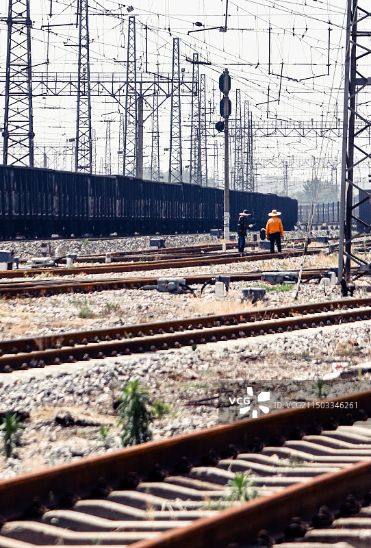 铁路轨道的高角度视图图片素材