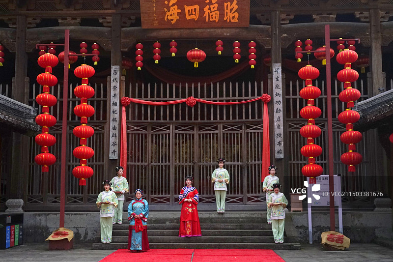 《迎亲》新安江图片素材