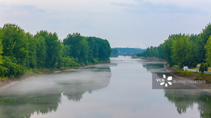 安徽六安：烟雨淠河 如梦似幻图片素材