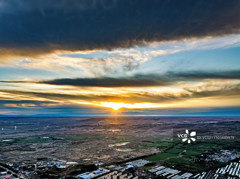 航拍新疆塔城日落风光图片素材