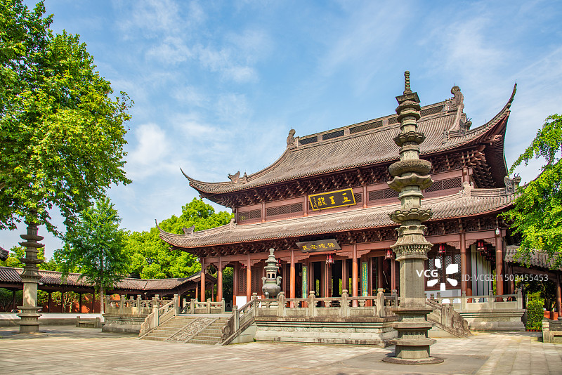 钱王祠 五王殿 地标 杭州上城区 钱镠 西湖畔 历史文化旅游景点 文物古迹 传统建筑 石经幢 佛塔图片素材