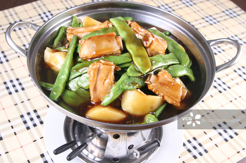 排骨炖豆角图片素材
