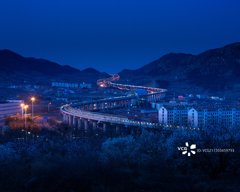 青岛市崂山区大崂北九水旅游专线地铁站图片素材