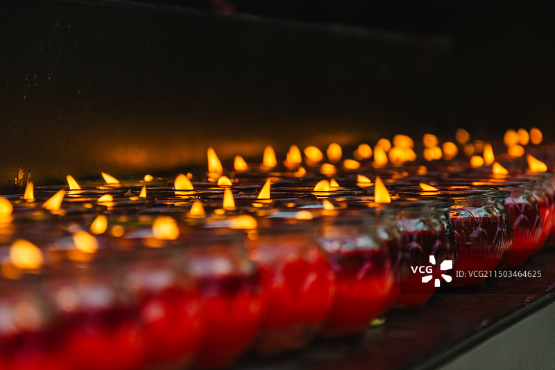 大兴善寺烛火图片素材