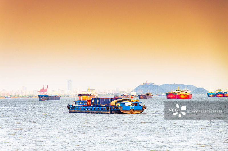 南通滨江风光-狼山图片素材