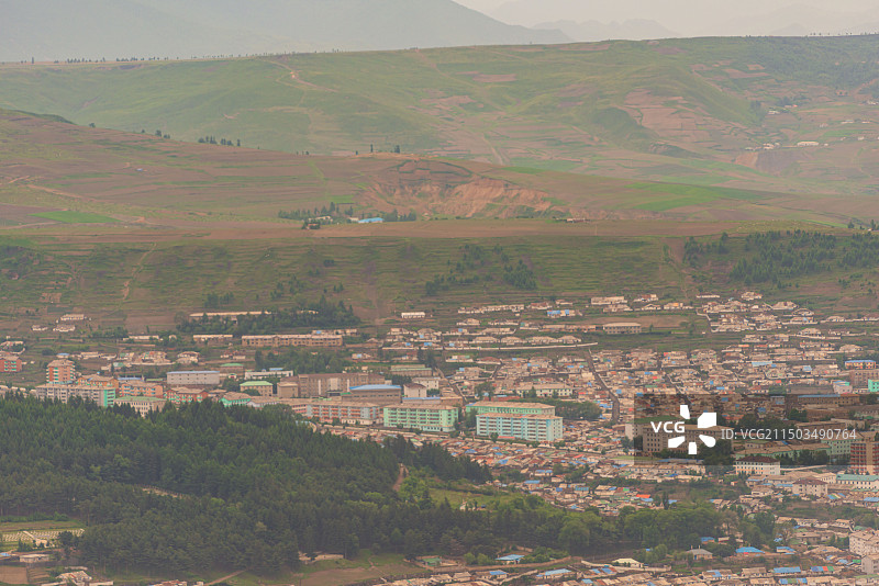 白山市长白朝鲜族自治县鸭绿江沿岸观朝鲜图片素材