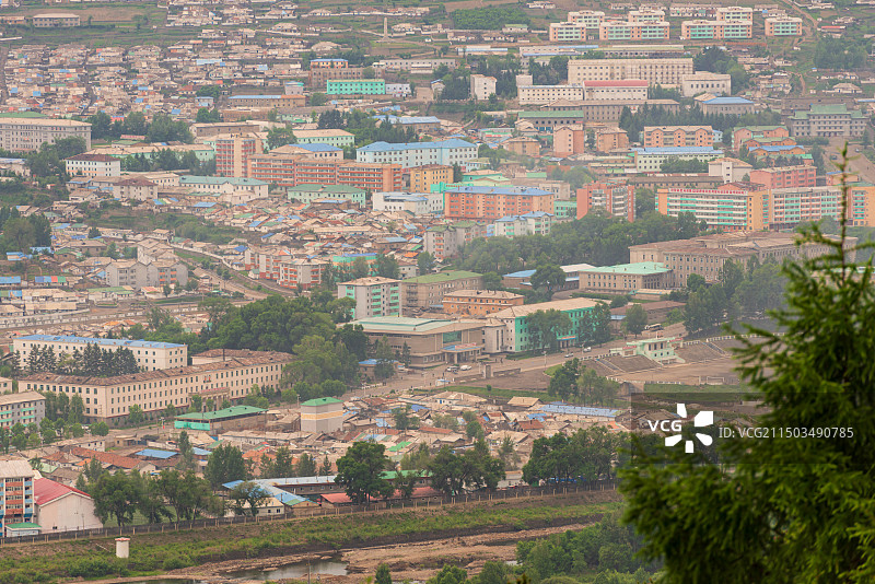 白山市长白朝鲜族自治县鸭绿江沿岸观朝鲜图片素材