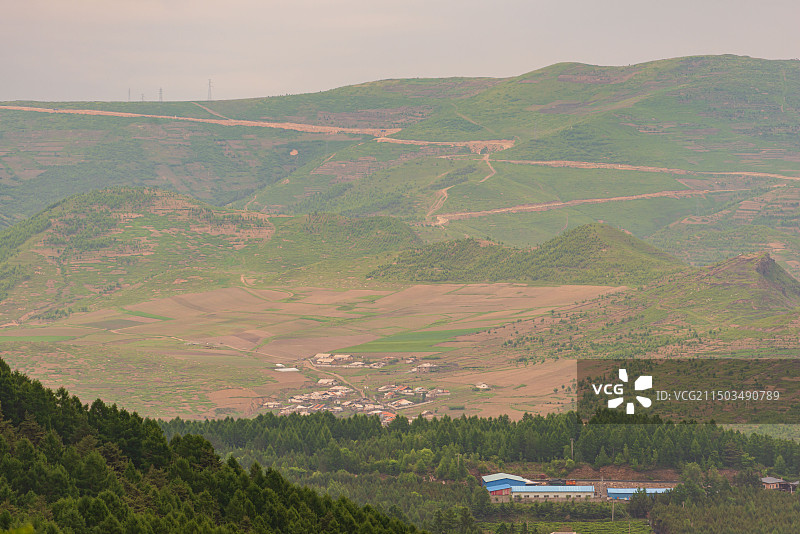 白山市长白朝鲜族自治县鸭绿江沿岸观朝鲜图片素材