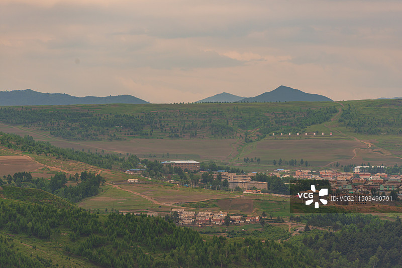 白山市长白朝鲜族自治县鸭绿江沿岸观朝鲜图片素材