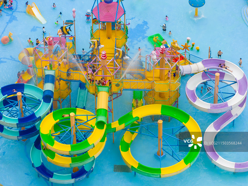 航拍铜仁市万山彩虹海水上乐园图片素材