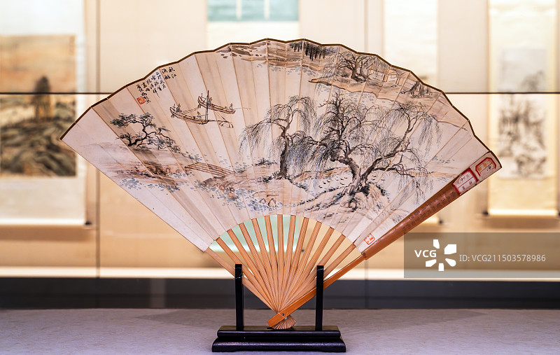 南京市博物馆藏 冯超然 山水行书折扇图片素材
