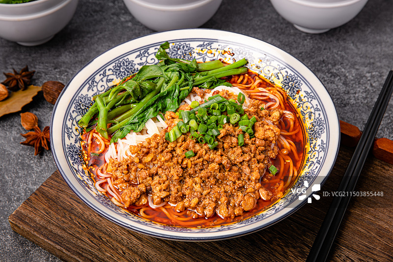 重庆肉酱米线图片素材