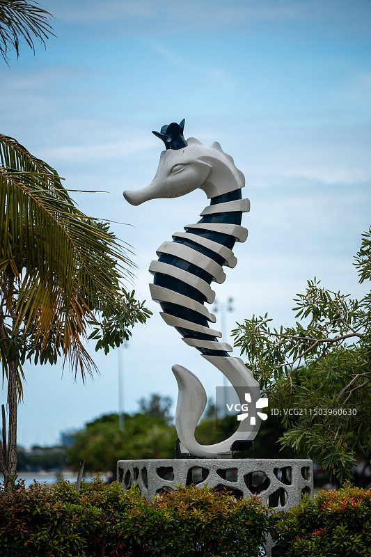 槟城皇后湾商城海马型雕像图片素材