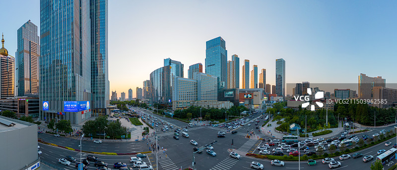 青岛市市南区香港中路图片素材