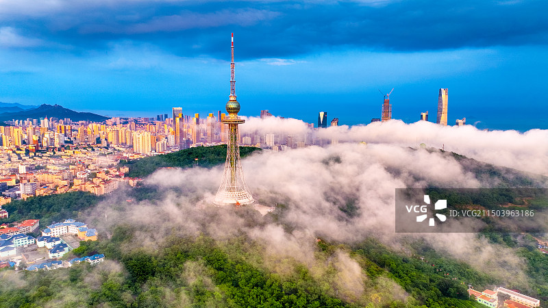 青岛太平山平流雾图片素材