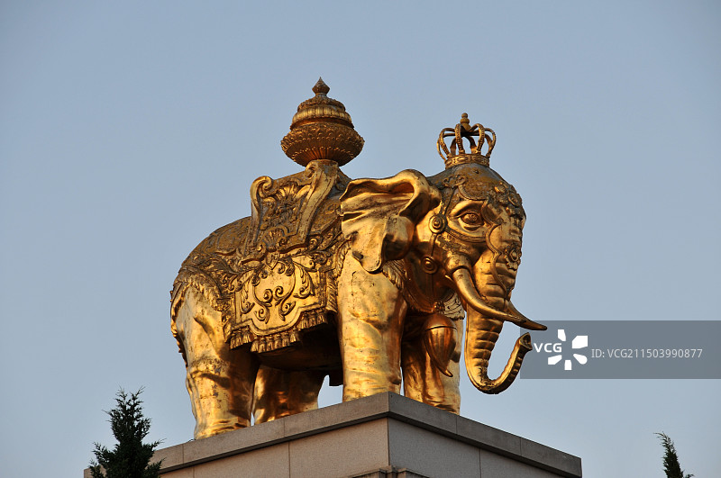 东南亚大象雕塑图片素材