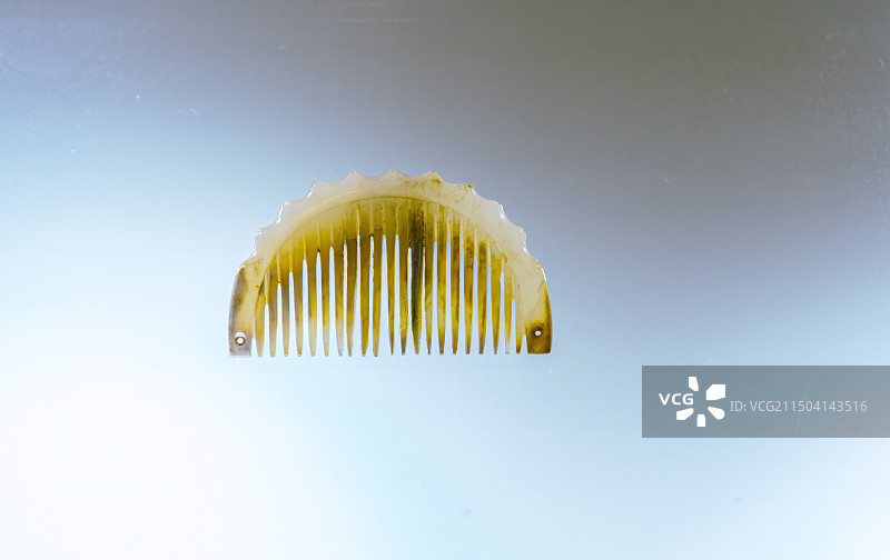 金代，美容美发工具，玉梳图片素材