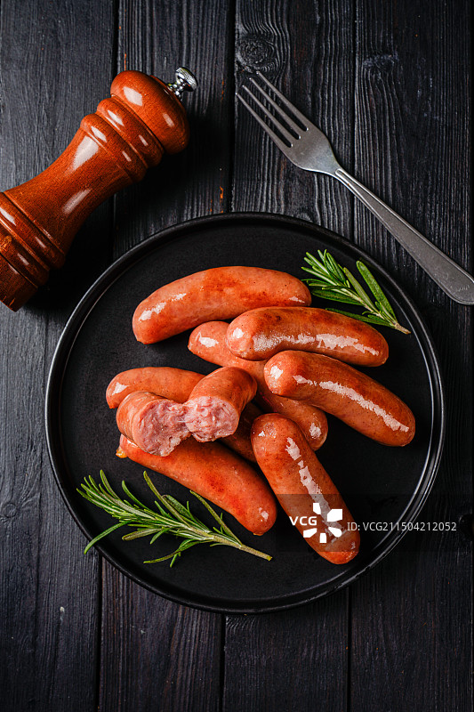 煎烤香肠图片素材