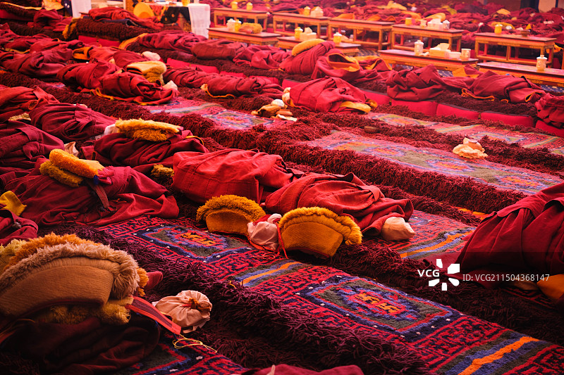 世界最大的寺庙——拉萨哲蚌寺甘丹颇章经堂图片素材