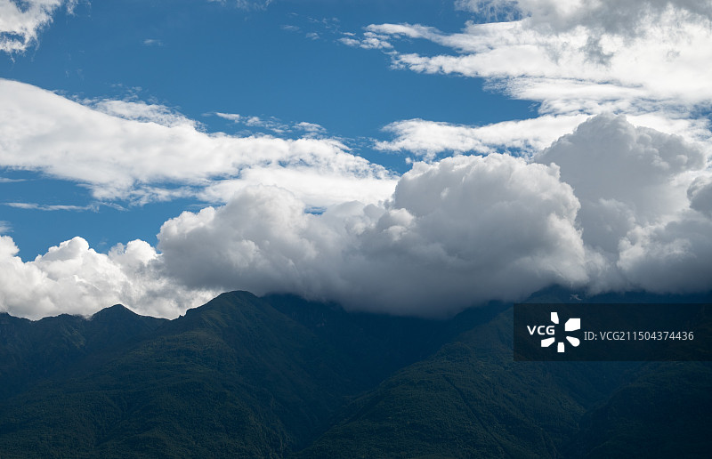 苍山与洱海图片素材