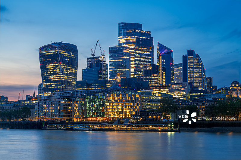 伦敦金融城夜景图片素材