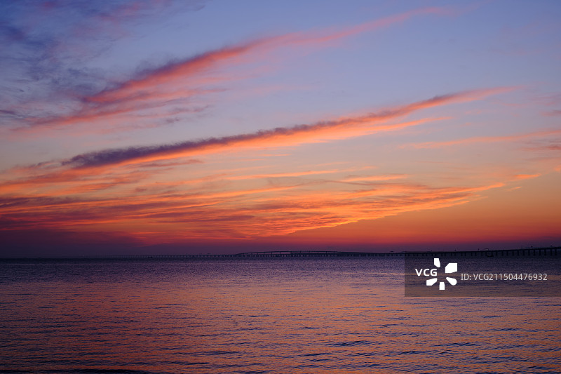 青岛跨海大桥晚霞图片素材