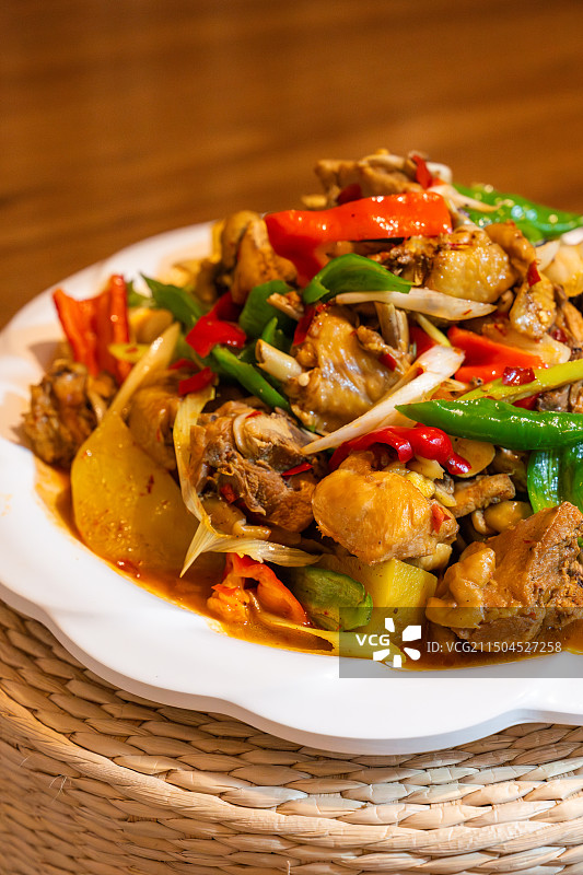 新疆大盘鸡图片素材