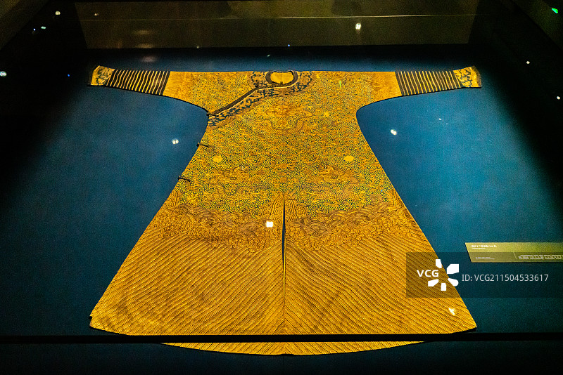 缂丝十二章龙袍  清.乾隆  北京首都博物馆图片素材