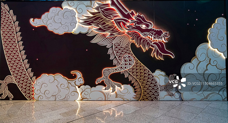 龙型剪纸壁画图片素材