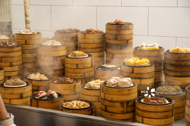 海南老爸茶档口冒热气的美味蒸点图片素材