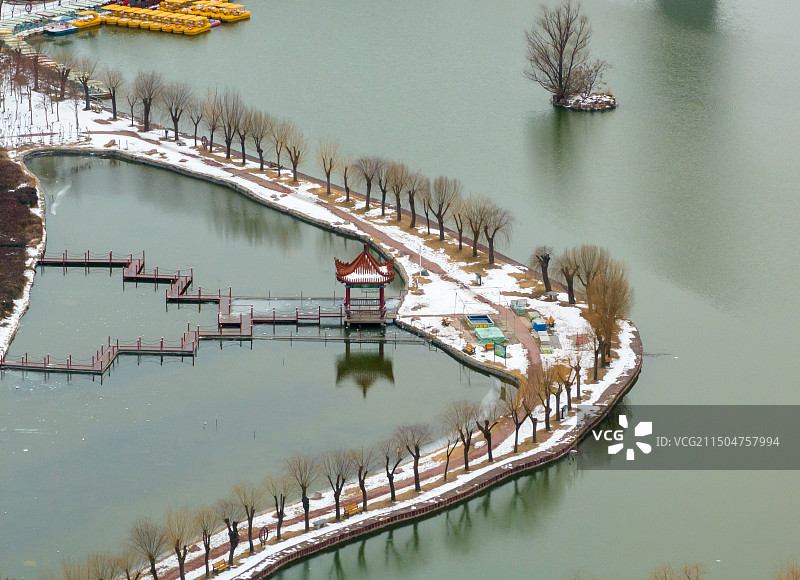 河南濮阳濮上园雪景图片素材
