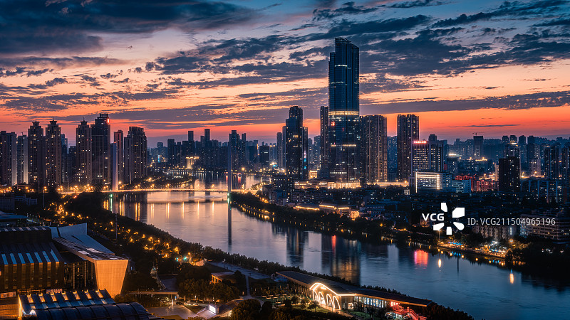 月湖桥的晚霞图片素材