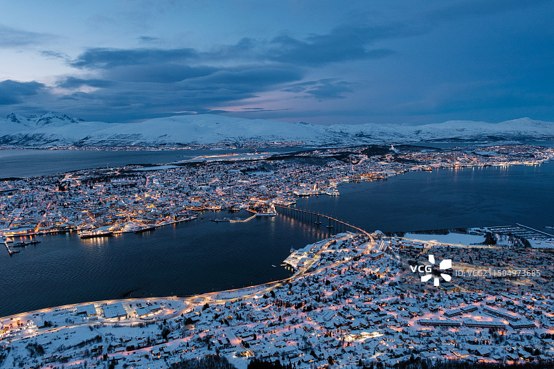 特罗姆瑟傍晚全景图片素材