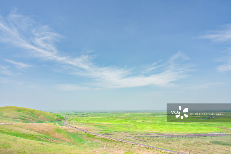 呼伦贝尔大草原高视角蓝天白云风光图片素材