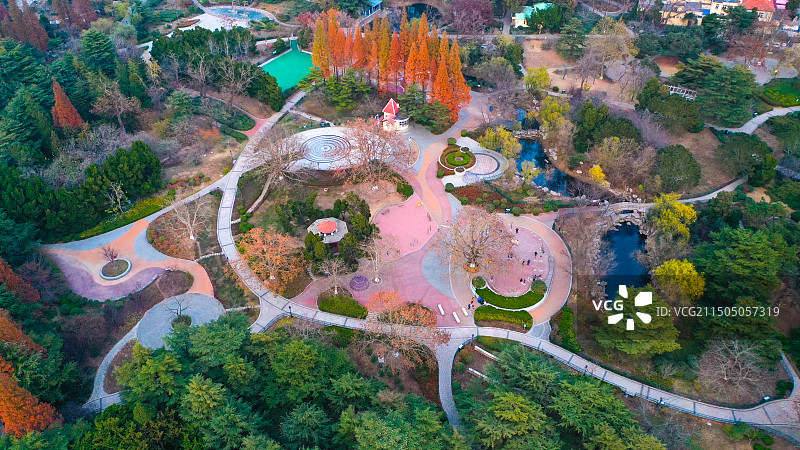 中国山东省青岛市市南区中山公园图片素材