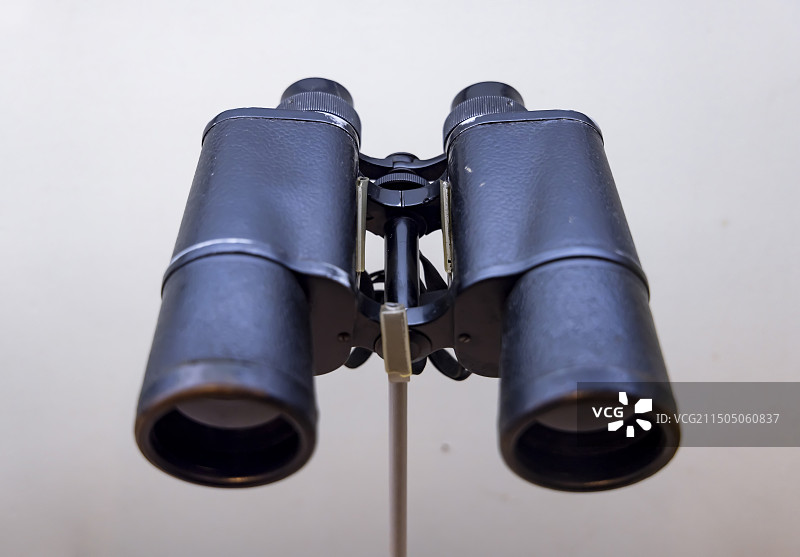 抗战期间朱德使用过的望远镜 朱德故居图片素材