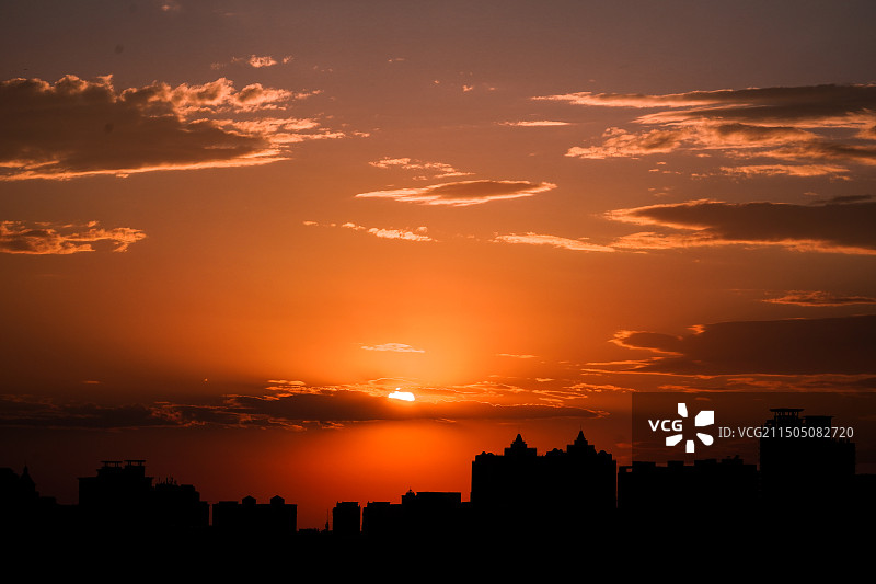 水上公园的夕阳图片素材