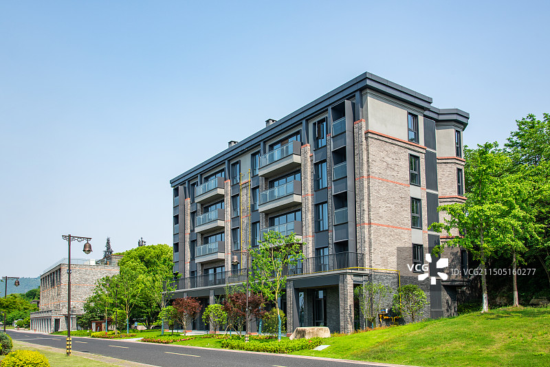 湘湖 院士岛 宜居环境 楼房 公寓楼 复古风格 住宅楼 杭州 萧山区 湘湖旅游度假区图片素材
